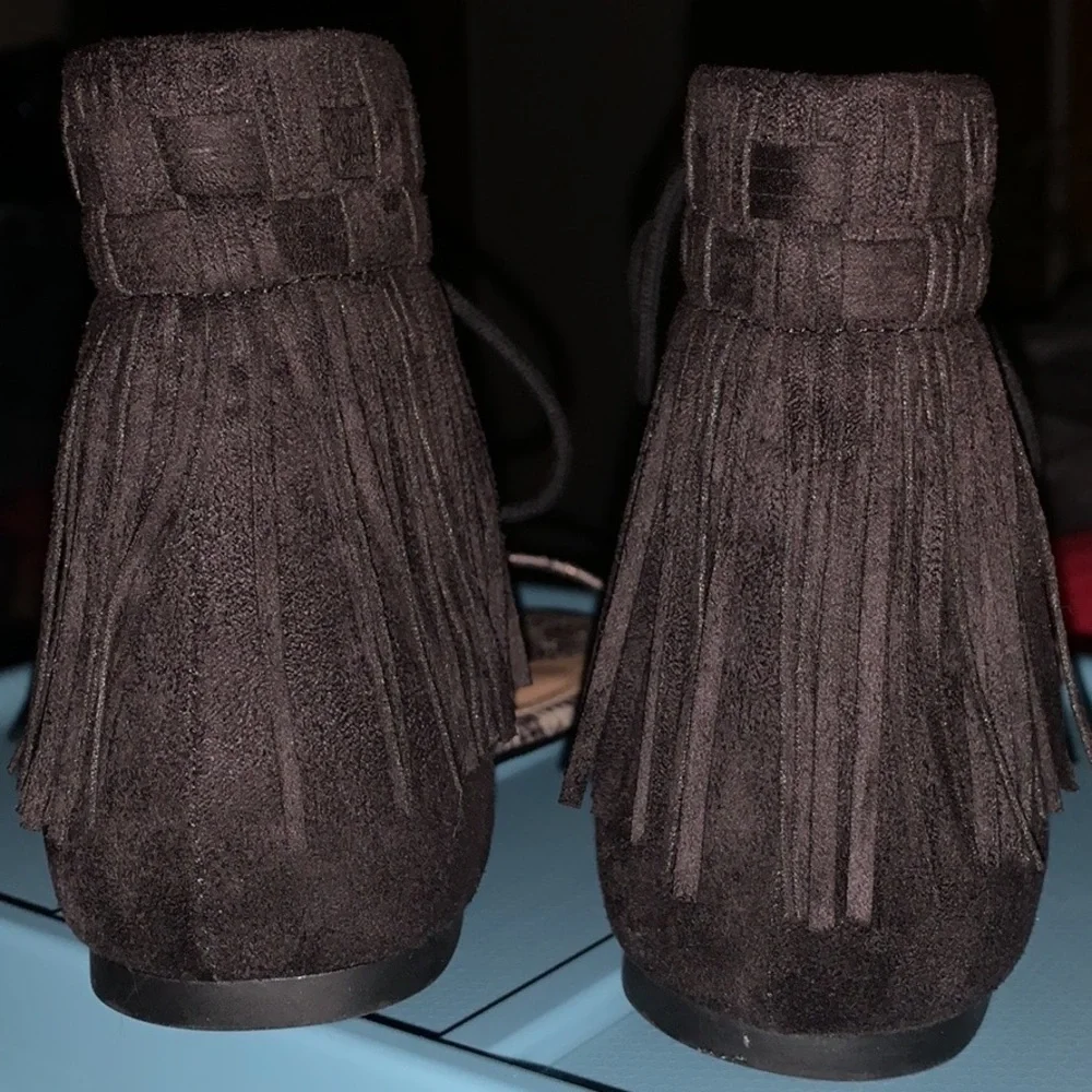 Indigo Black Fringe Sandals Size 8
